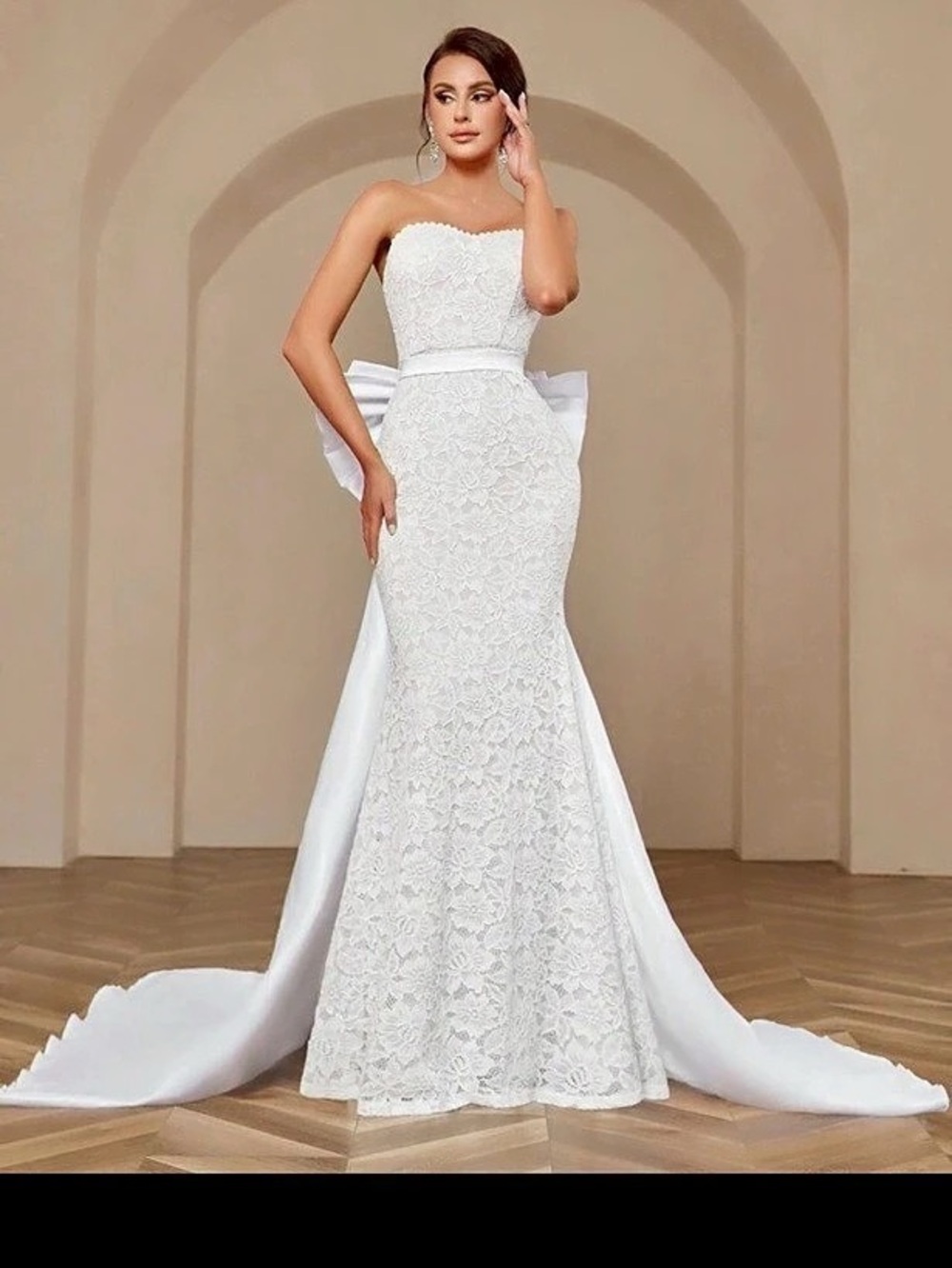 SHEIN Belle Lace Mermaid Wedding Gown Size Small Like New